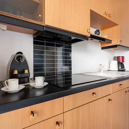 Апартаменты Le Proust Кабур