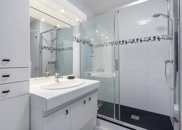 Le Proust * Кабур